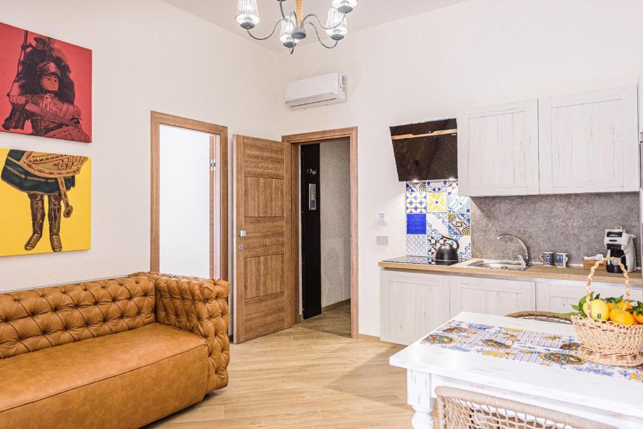 Incao Holiday I Pupi House Чефалу Экстерьер фото